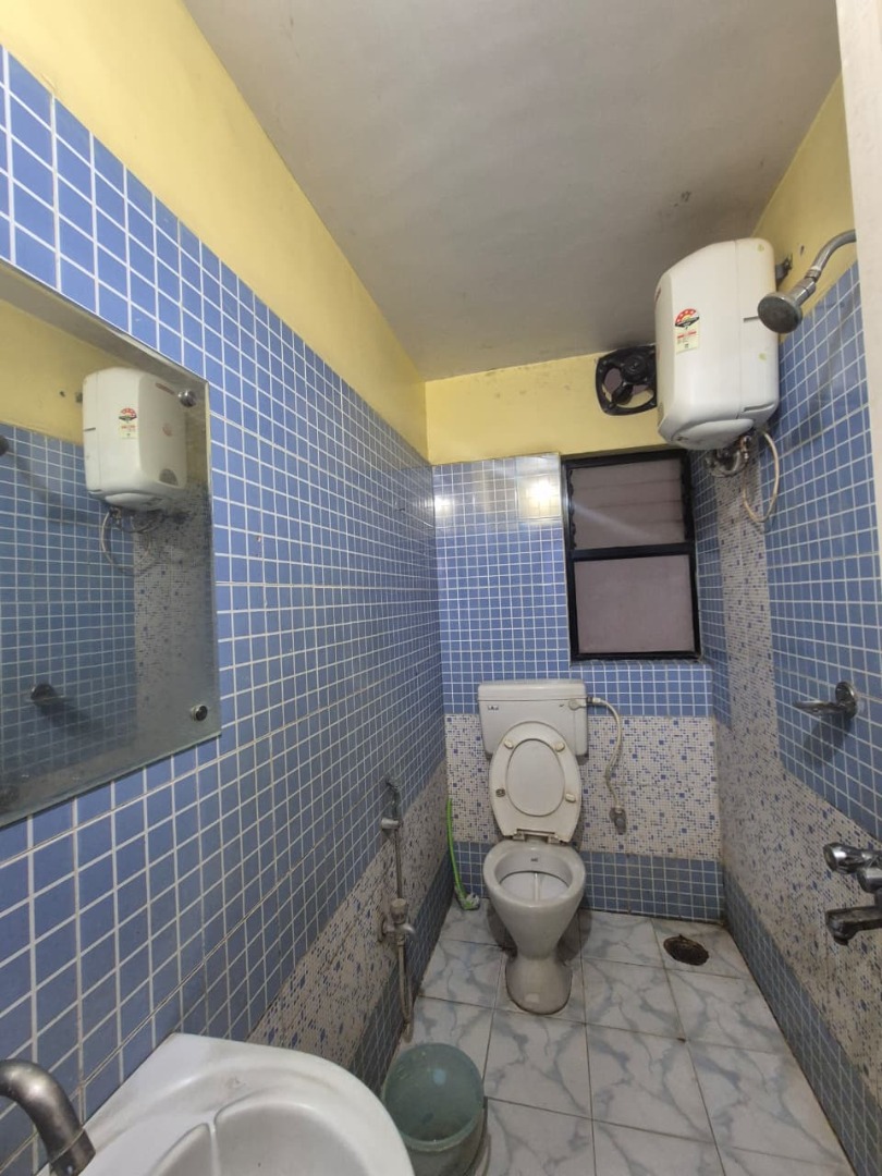 Semi Furnished 3bhk in Kahilipara, Guwahati, Assam, India for Rent